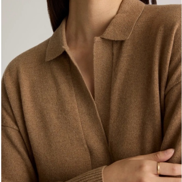 Quince Women's Mongolian Cashmere Polo Camel Sweater Size Medium - Picture 2 of 11